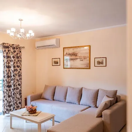 Apartmán Noel Sea View *