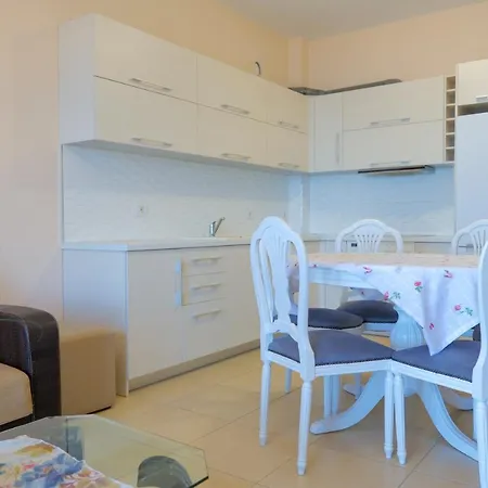 Apartment Noel Sea View