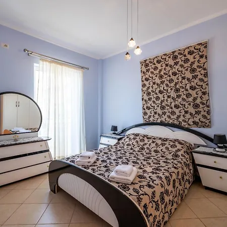 Apartment Noel Sea View Sarande