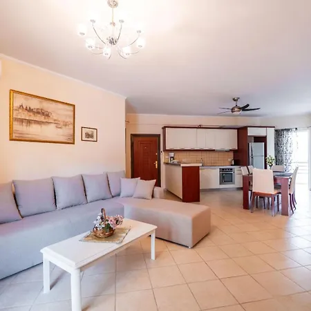 Noel Sea View Apartment